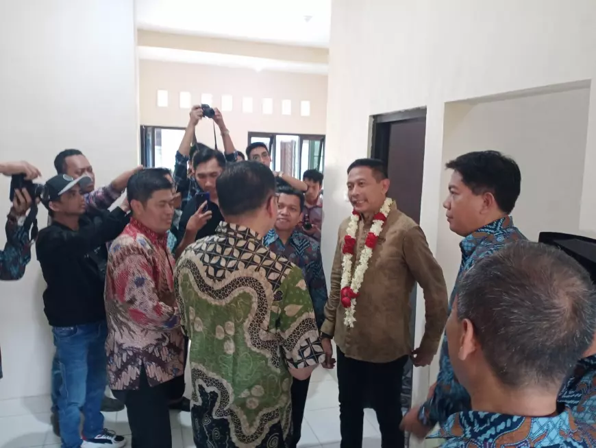 Resmikan Lab IPA dan Gedung UKS, Pj Wali Kota Malang Ajak Napak Tilas di Sri Wedari