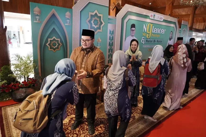 Gelar Halal Bihalal, Mas Dhito Aktif Ajak Interaksi Anak-Anak