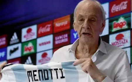 Pelatih legendaris Argentina Cesar Luis Menotti Berpulang