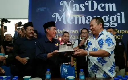 Bupati Jember Dapat Hadiah Spesial Saat Daftar Bacabup ke Nasdem