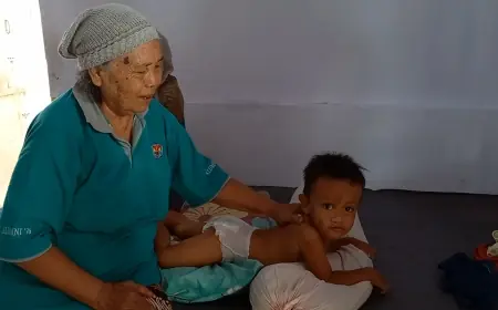 Tukang Pijat Bayi Berusia 100 Tahun Berangkat Haji, Meski Uang Tabungan Dibawa Kabur Orang