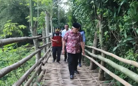 Tinjau Lokasi Banjir dan Tanah Longsor, Bupati Malang Instruksikan Segera Bangun Bronjong