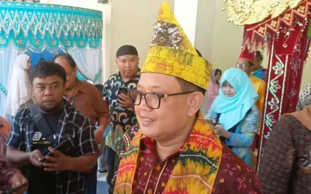 Pesan Toleransi Pj Gubernur Adhy Karyono dalam Halalbihalal KBB Jatim di Surabaya