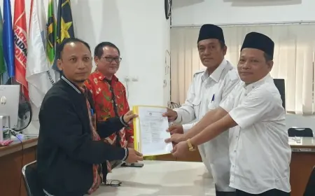 Dua Kades di Gresik Resmi Daftar Cabup-Cawabup