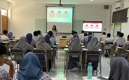 Moklet Youth Digitalent Ajak Siswa SMK Bangun Bisnis