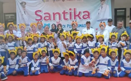 Bupati Mojokerto Ajak Para Siswa TK Ikut Program Santika