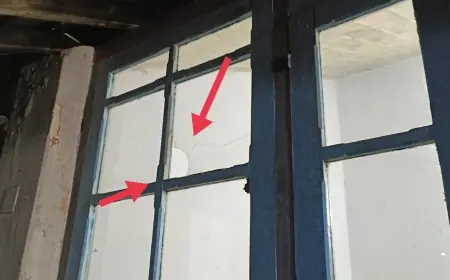Gempa Magnitudo  5,3 Sebabkan Kaca Rumah Seorang Warga di Jember Pecah