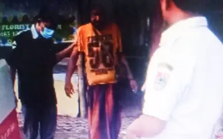 Berdasar Laporan Warga, Dinas Sosial Kabupaten Jember Datangi Warga Terlantar
