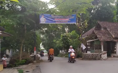 Banner Dukungan untuk Bambang Soekwanto Maju di Pilkada Bondowoso Kian Ramai