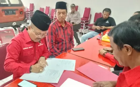 Setelah Didik, Punjul Kembalikan Berkas Formulir Pendaftaran Calon Wali Kota