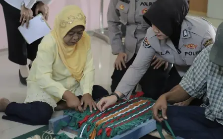 Polwan Polres Mojokerto Hibur ODGJ Dengan Joget Poco-Poco