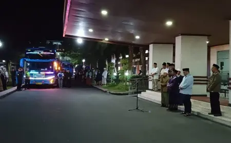 Bupati Kediri Minta Petugas Kesehatan Rutin Cek Kondisi Jemaah Haji