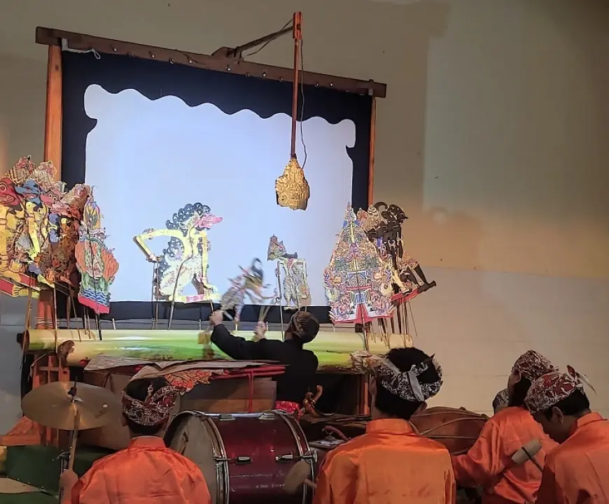 Wayang Goes To School di SMA Taman Harapan Malang Perkenalkan Wayang Kulit Kepada Generasi Muda