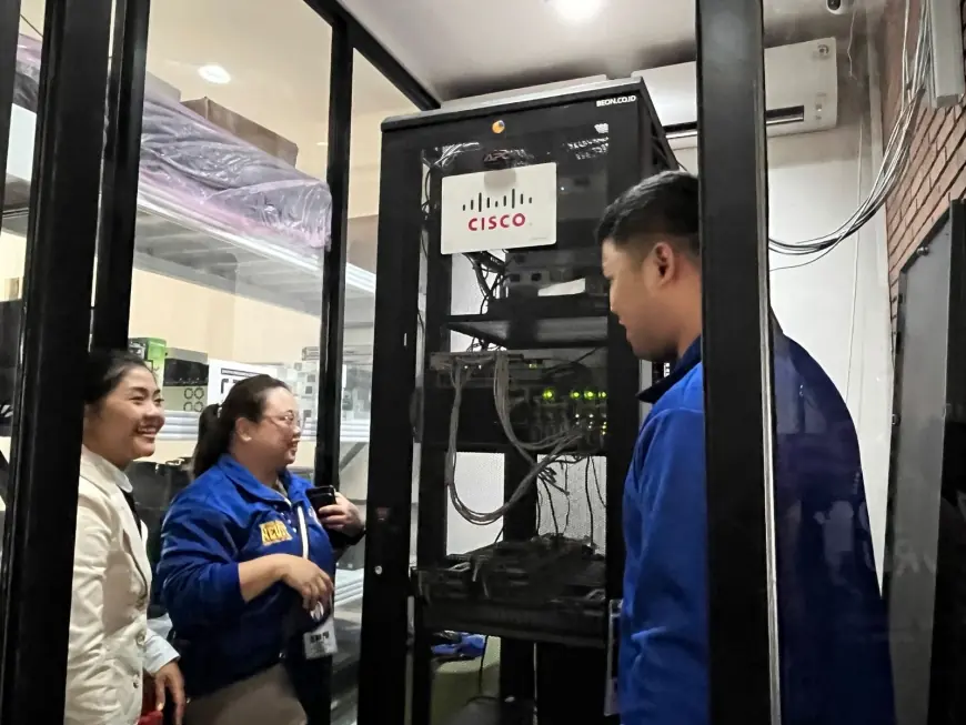 Kampus Asal Filipina Belajar Ke Indonesia Tentang Miniatur Data Center