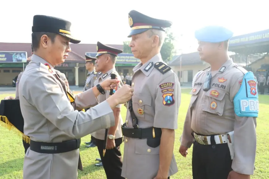 Sertijab Pejabat Utama Di Polres Mojokerto Kota