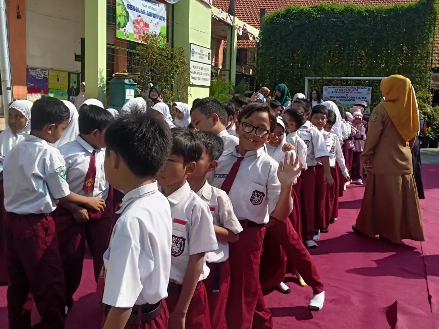 Hapus Kecemasan Anak: SDN Wonokromo III Surabaya Wujudkan Program Transisi PAUD ke SD yang Menyenangkan