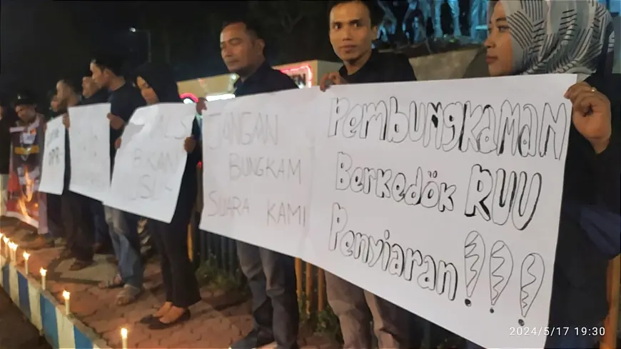 Puluhan Jurnalis di Bondowoso Bersatu Tolak RUU Penyiaran