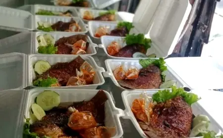Ayam dan Gurame Bakar Cak Glembos Kuliner Asli Arek Suroboyo Sekali Coba Langsung 'Mbledos'