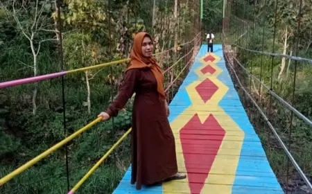 Ikonik, Jembatan Desa Gubrih Bondowoso Jadi Spot Swafoto yang Instagramable