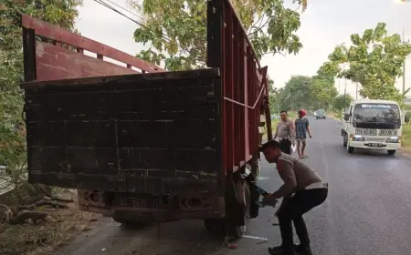 Kecelakaan Dua Truk di Jombang, Satu Orang Warga Mojokerto Meregang Nyawa