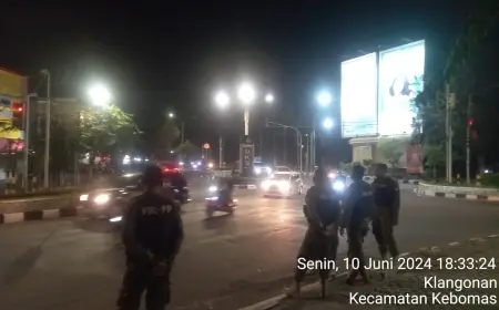 Petugas Datang, Anak Punk dan Pengamen di Gresik Lari Kocar-Kacir