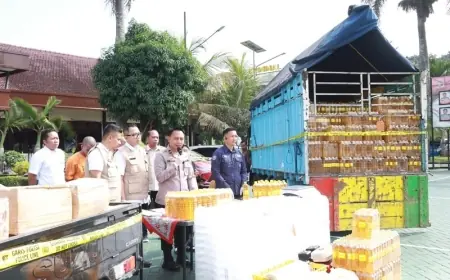 Polres Malang Bongkar Pabrik Minyak Goreng Curah Ilegal Beromzet Ratusan Juta Rupiah