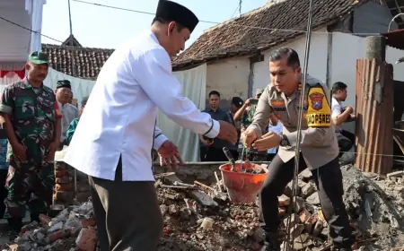 HUT Bhayangkara Ke – 78, Polres Nganjuk Gandeng Baznas Peletakan Batu Pertama Bedah Rumah