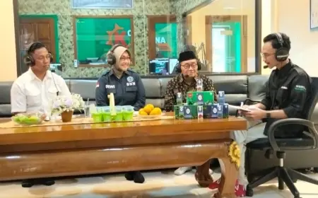 Polres Nganjuk Berikan Himbauan Hari Anti Narkoba Internasional Melalui Talkshow di Radio Cakra Krisna