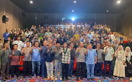 Ratusan Kader HMI dan KAHMI Semarakan Nobar Film Lafran Pane di Banyuwangi
