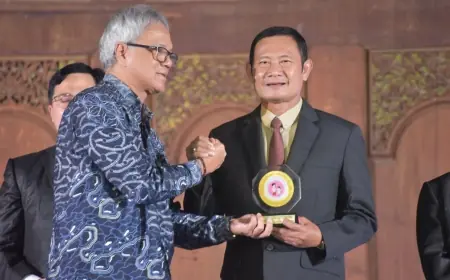 Angka Stunting Lamongan Turun, Pak Yes Peroleh Penghargaan dari BKKBN