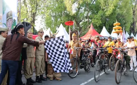Semarak Gowes Bersama Kosti Dalam Rangkaian Penutupan HUT ke-78 Bhayangkara di Nganjuk