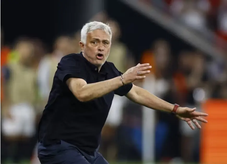 Fenerbahce Resmi Gandeng Jose Mourinho Sebagai Pelatih Baru