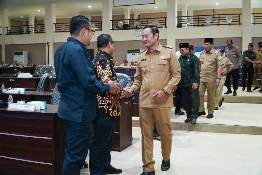 Bupati Lamongan Sampaikan Jawaban Eksekutif atas APBD 2023