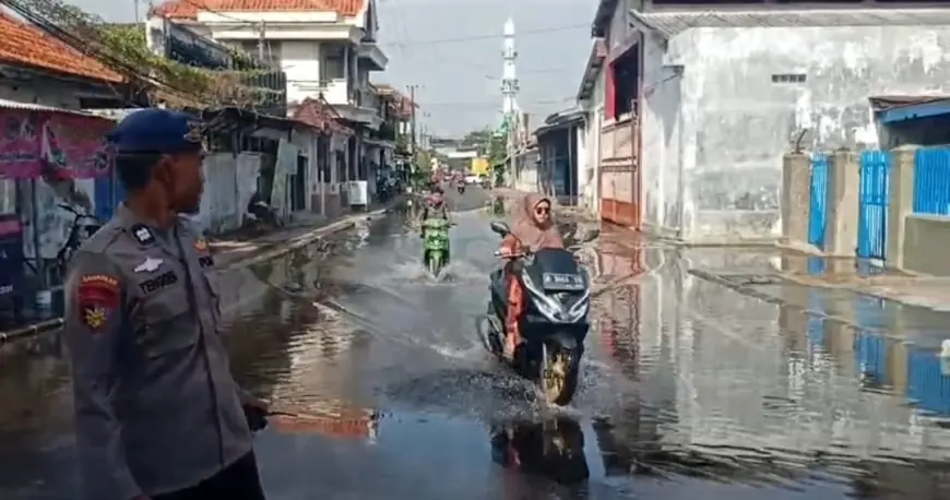 Empat Wilayah Kota Pasuruan Digenangi Banjir Rob