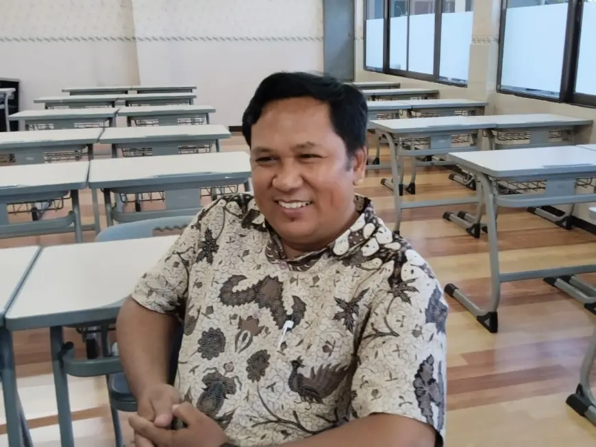 Mengatasi Skeptisisme: Potensi AI dalam Pendidikan menurut Guru SMAK Frateran Surabaya