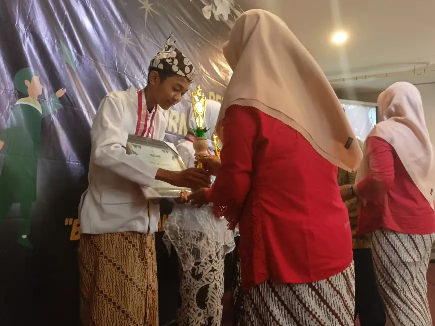Lulusan Berkarakter: SD Taquma Surabaya Tekankan Pendidikan Moral di Atas Nilai Akademik