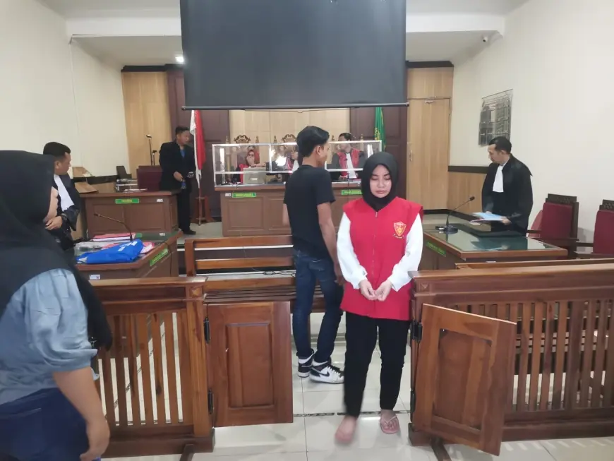 Terlibat Laka Maut di Gresik, Gadis LC Karaoke Dituntut 3 Tahun Penjara