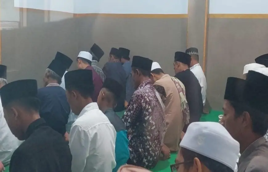 Jamaah Aboge di Probolinggo Baru Salat Idul Adha Hari Ini, Ini Perhitungannya