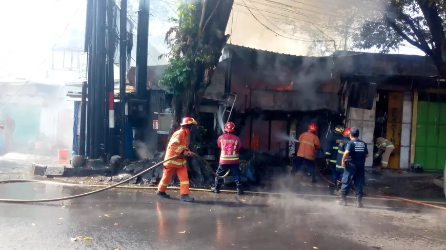 Kebakaran Ruko di Kota Malang Hanguskan Dua Lantai