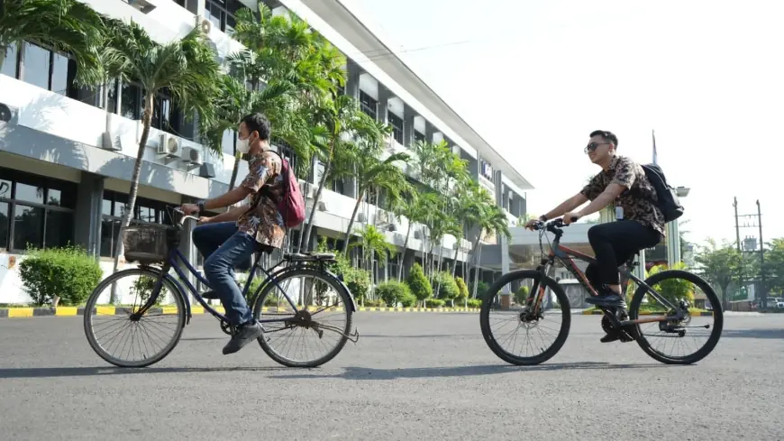 KAI Daop 8 Surabaya Dukung Konsep ESG Lingkungan dengan Bersepeda