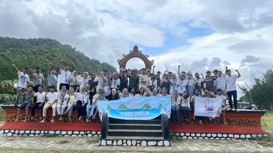 IKAWANGI UM Gelar Aksi Bersih Pantai dan Tanam Mangrove Wujudkan SDGs