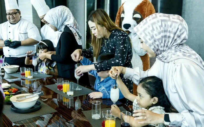 Maskot Bernie Ciputra World Hotel Mengisi Momen Libur Panjang Anak Bertajuk 'School Holiday'