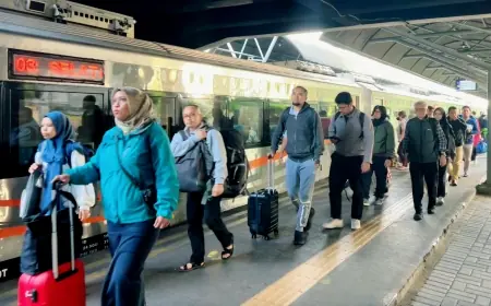 KAI Daop 8 Surabaya Serap 15 Persen Kenaikan Capai 130.186 Pelanggan di Masa Libur Sekolah