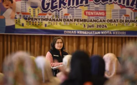 Buka Pelatihan Kader GEMA CERMAT, Pj Wali Kota Kediri Harapkan Masyarakat Teredukasi Gunakan Obat Secara Tepat