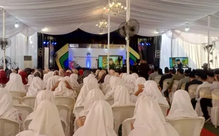 Menparekraf Dorong Santri Gresik Kreatif Bikin Konten Interpreneur