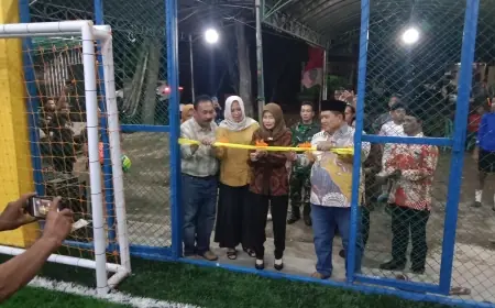 Bikin Inovasi Cegah Kenakalan Remaja, Desa Di Jombang Bangun Lapangan Futsal