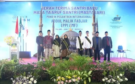 Santri Baru Pondok Pesantren Internasional  Abdul Malik Fajar Masuk Masa Ta'aruf