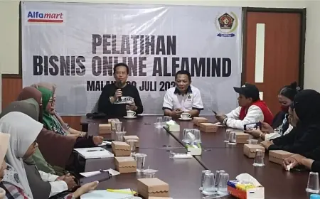 Alfamart Beri Pelatihan Bisnis Online untuk Keluarga & Anggota PWI Malang Raya