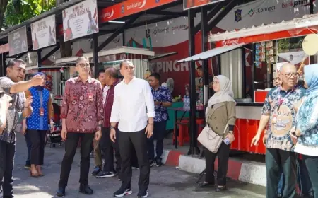 Bank Jatim Revitalisasi SWK Pinghay Lebih Nyaman, Tertata dan Rapi Dilengkapi QRIS Pembayaran Digital