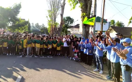 Seribu Lebih Masyarakat Bondowoso Meriahkan Hari Koperasi Tahun 2024